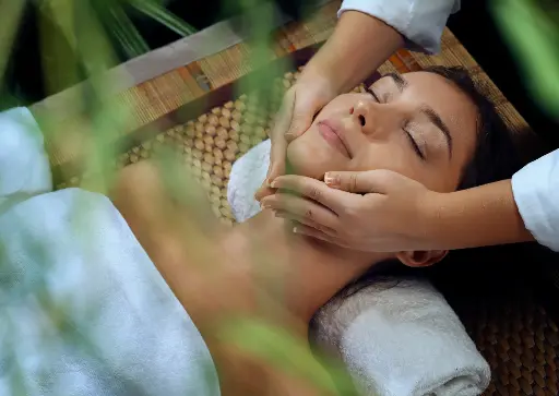 Massage ayurvédique Marma (dos et visage)